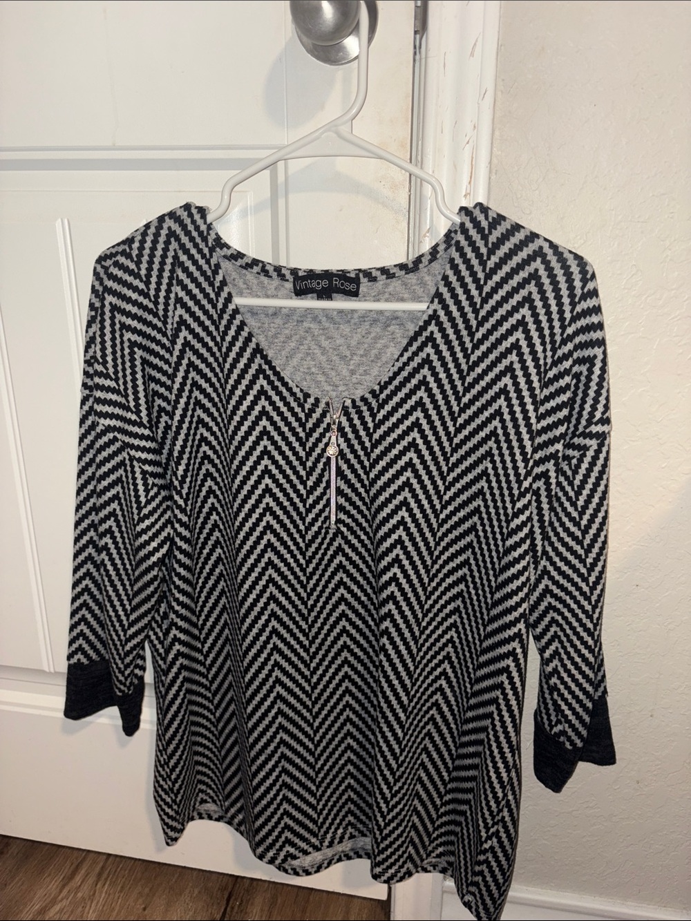 Black & White Chevron Zip-Front Women's Top